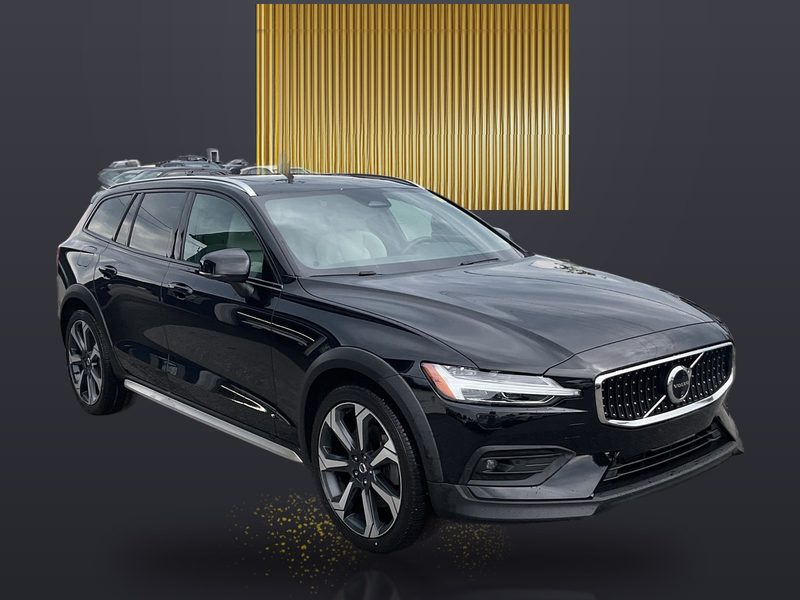 2024 Volvo V60 Cross Country ULTIMATE